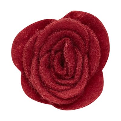 Red felt flower pin